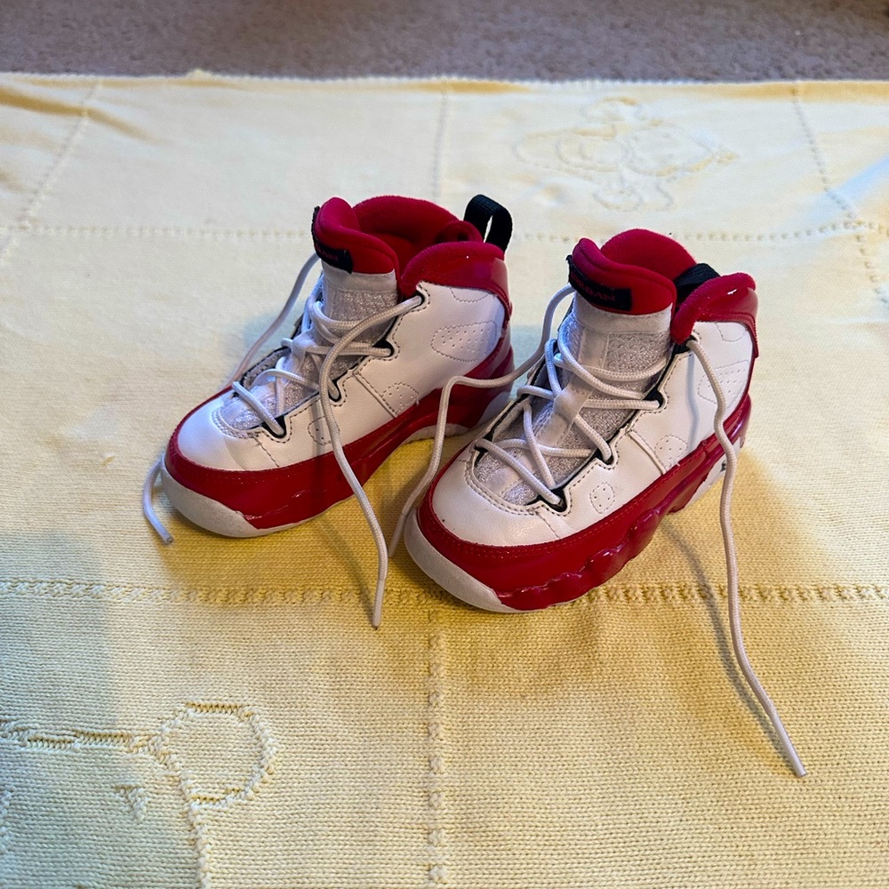 Toddler Jordan 9’s red and white. Size 7C.